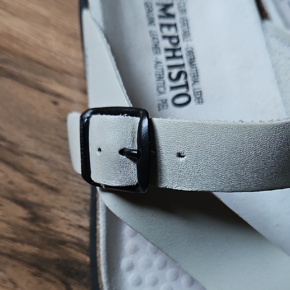 Mephisto Women's Helen White Air Relax Sandals - Picture 12 of 13